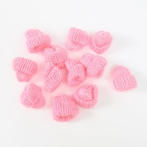 קישוט כובעי צמר מיני 12 יח' ורוד